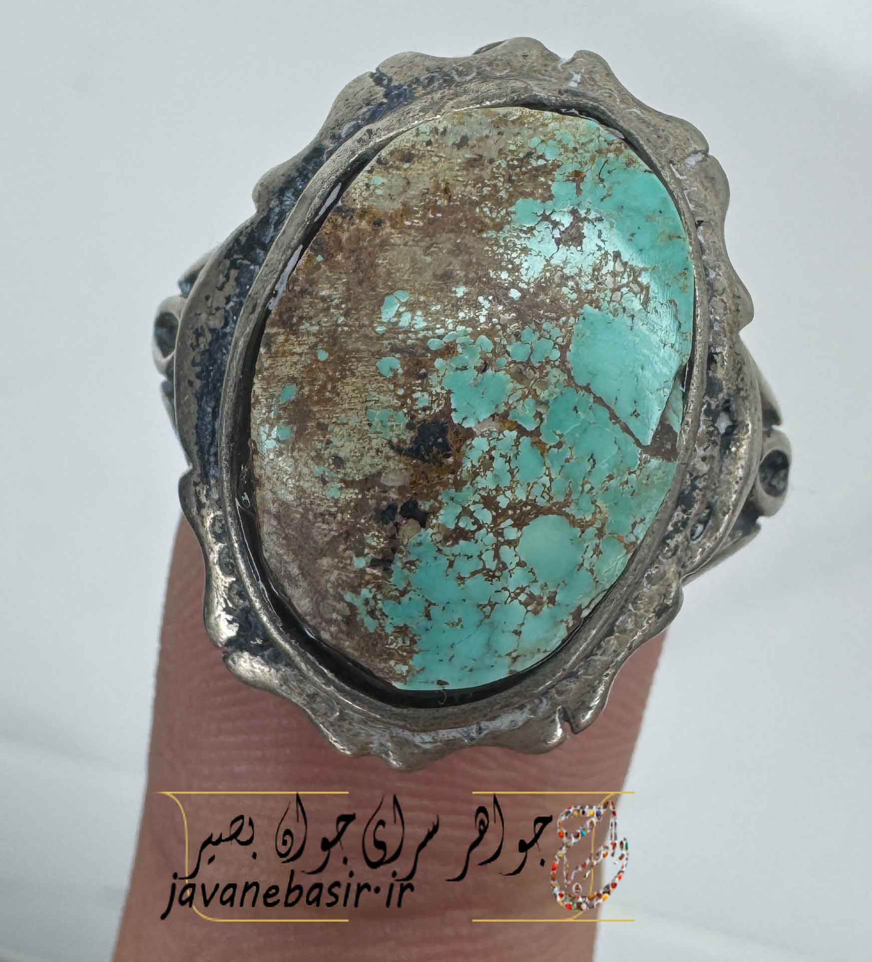 انگشتر فیروزه نیشابور با تراش دامله