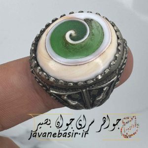 انگشتر شب چراغ