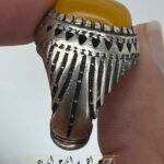 انگشتر زرد عسلی