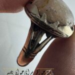 انگشتر عقیق برای ایجاد توازن چاکرای مال و اقتصاد