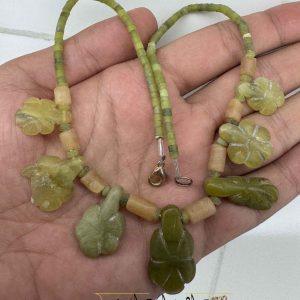 گردنبند یشم سبز کهنه افغان؛ جادوی باستانی جذب ثروت و گشایش کار