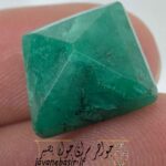 شاهنگین زمرد سبز