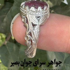 جواهر سرای جوان بصیر | مرجع تخصصی علوم غریبه و طب سنتی 224 انگشتر یاقوت سرخ کهنه با درخشش شرابی | رکاب مستحکم و سنگ طبیعی