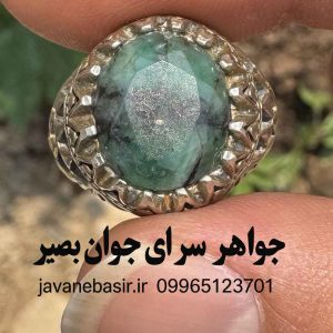 انگشتر زمرد سبز