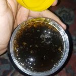 عسل طبیعی سرپولک با پولکی قاب زنبور ۱ کیلو | عسل تیره درمانی زابرس