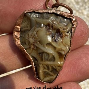 گردنبند زوعه مار مصور کهن